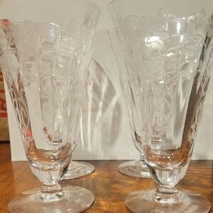 Elegant Clear Etched Glass Goblets Set Of 4. Parfait Glasses.